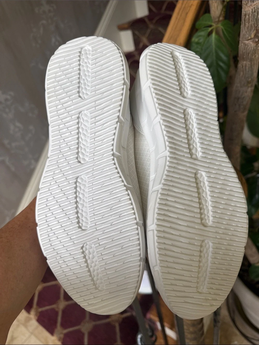 ORTHO REST ladies slip on Orthopedic shoe size 9 1/2 excellent condition